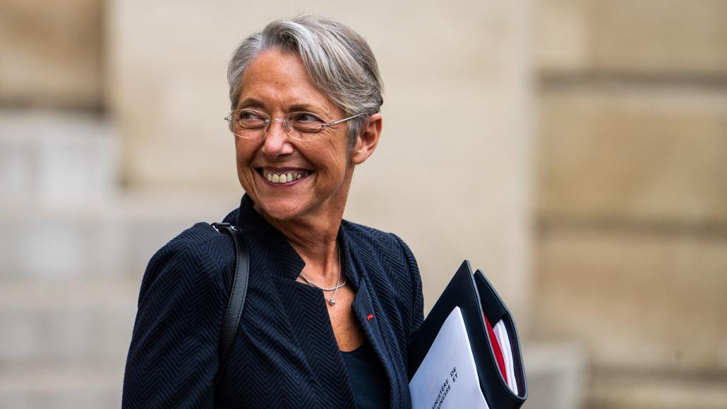 "SUSPENSION" DE LA RÉFORME DES RETRAITES : L'IDÉE ÉVOQUÉE PAR ÉLISABETH BORNE FAIT DÉBAT