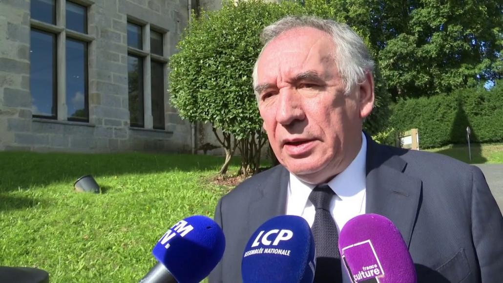 Le président du Mouvement Démocrate François Bayrou aux journées parlementaires du groupe, le 12 septembre 2024.