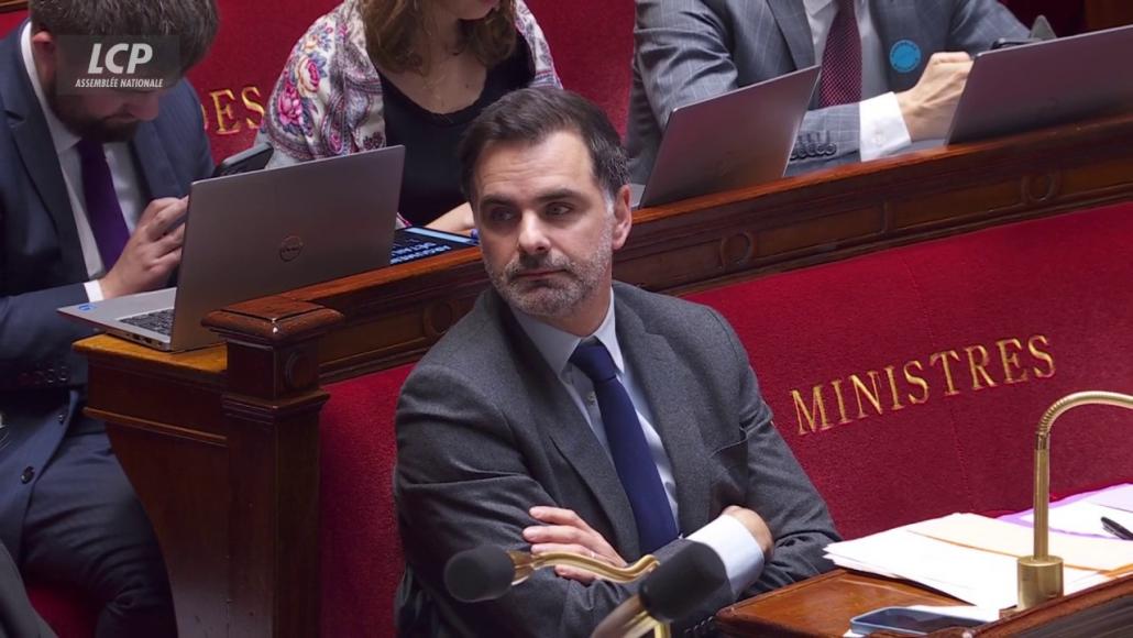 Laurent Saint-Martin dans l'hémicycle le 25 octobre 2024