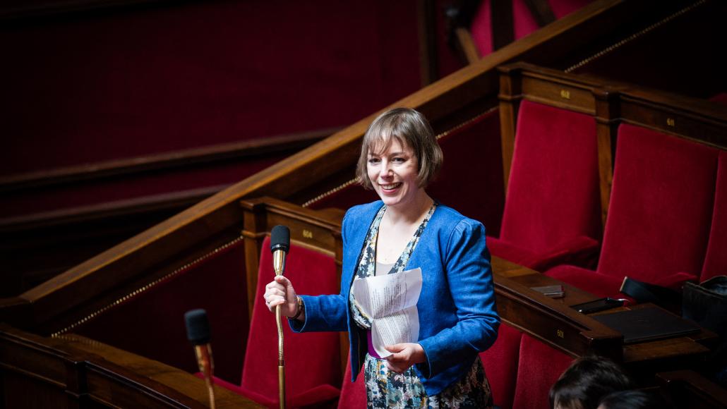 Sarah Legrain dans l'hémicycle