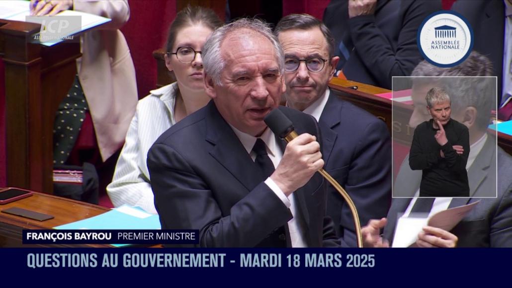 François Bayrou lors des QAG le 18 mars 2025.