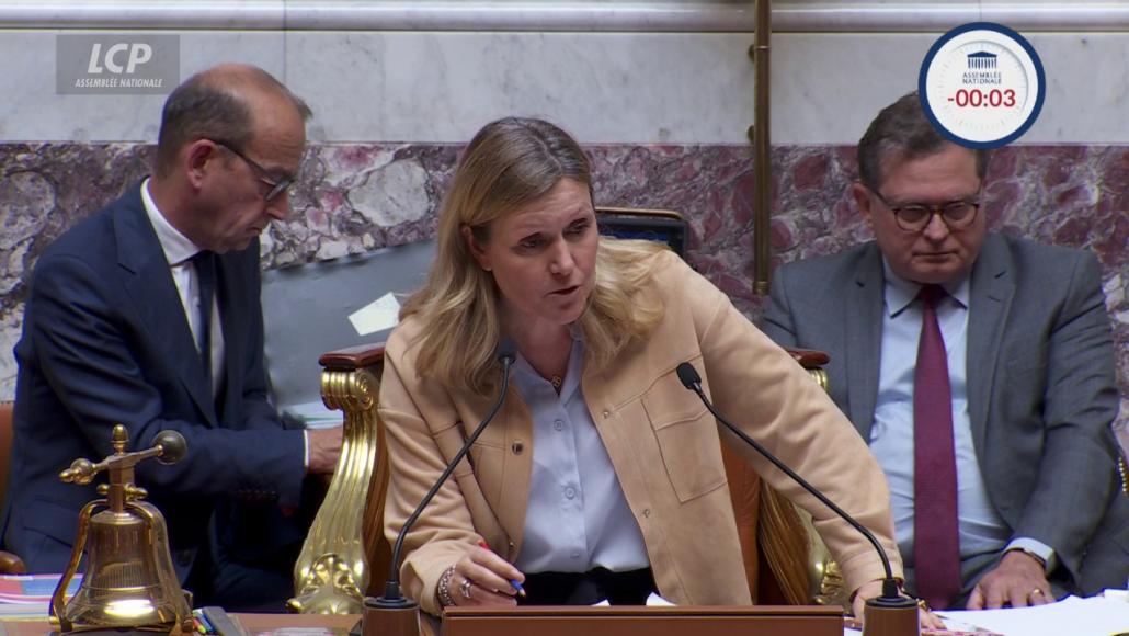 Yael Braun-Pivet dans l'hémicycle de l'Assemblée nationale, le 3 juin 2025