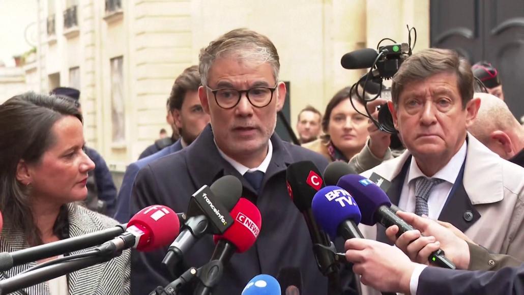 RÉFORME DES RETRAITES : "NOUS N'AVONS AUCUNE ASSURANCE SUR LA RÉALITÉ D'UNE SUSPENSION", DÉCLARE OLIVIER FAURE