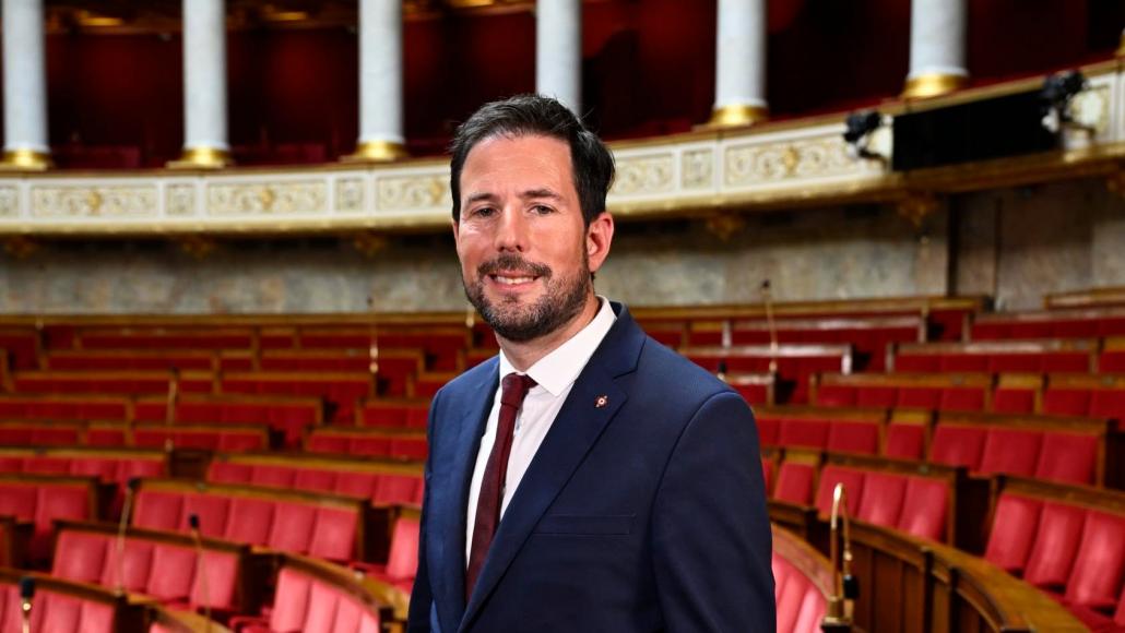 "LIENS" ENTRE LFI ET RÉSEAUX ISLAMISTES : LE DÉPUTÉ MATTHIEU BLOCH (UDR) DÉSIGNÉ RAPPORTEUR DE LA COMMISSION D'ENQUÊTE