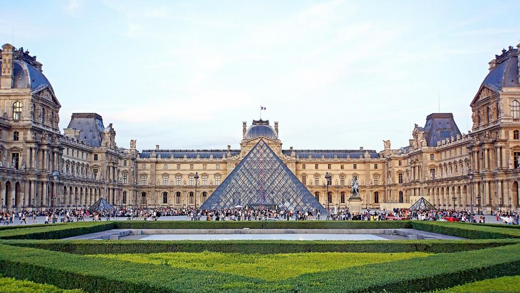 Le musée du Louvre wikimedia