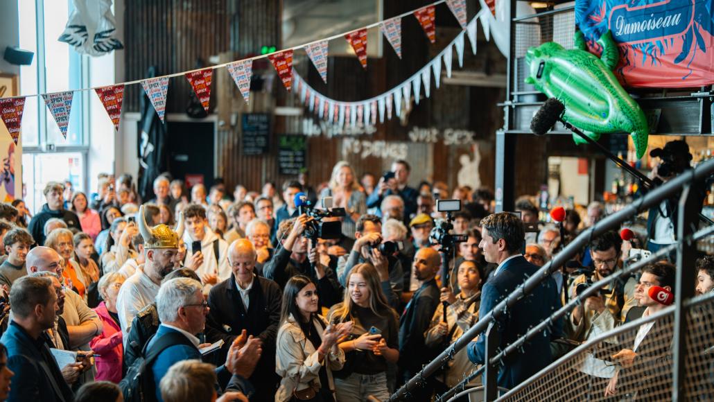 Gabriel Attal à Saint-Malo lançant son opération "Mille bistrots", le 9 septembre 2026