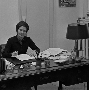 Rembob'INA-Loi IVG : 50 ans du discours de Simone Veil à l'assemblée nationale (1974)