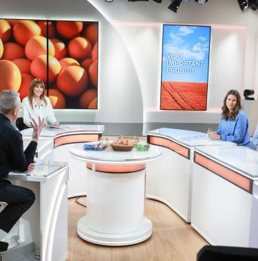 VIP Very Important Paysans-Les œufs, chouchous des consommateurs français- copyright Sébastien Toubon / Agence 1827 pour LCP-Assemblée nationale