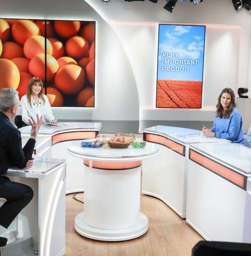 VIP Very Important Paysans-Les œufs, chouchous des consommateurs français- copyright Sébastien Toubon / Agence 1827 pour LCP-Assemblée nationale