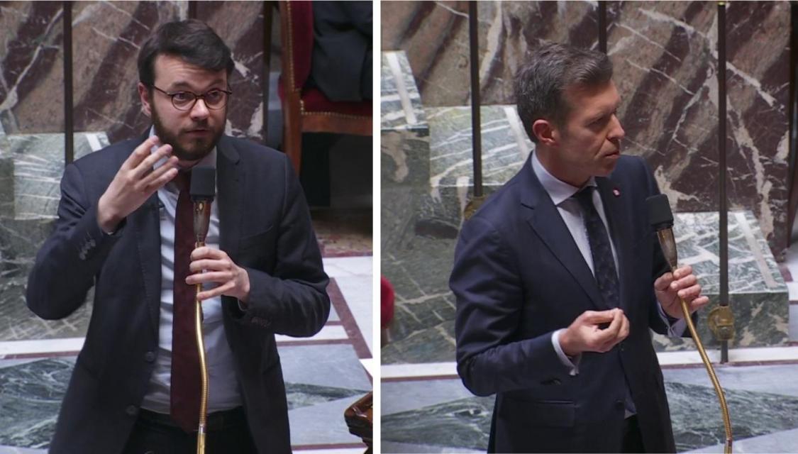 Les corapporteurs de la proposition de loi transpartisane Arthur Delaporte ("Socialistes et apparentés", à gauche) et Stéphane Vojetta (apparenté Renaissance, à droite), le 30 mars 2023 à l'Assemblée nationale.