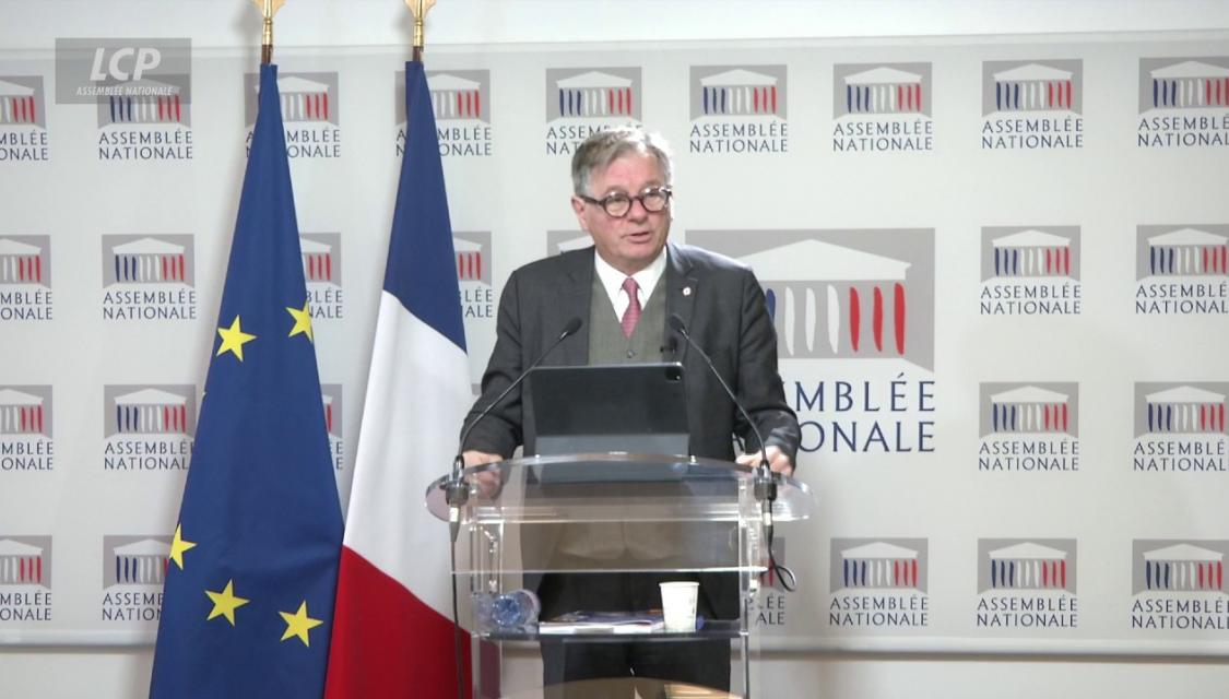 Le député Cyrille Isaac-Sibille.