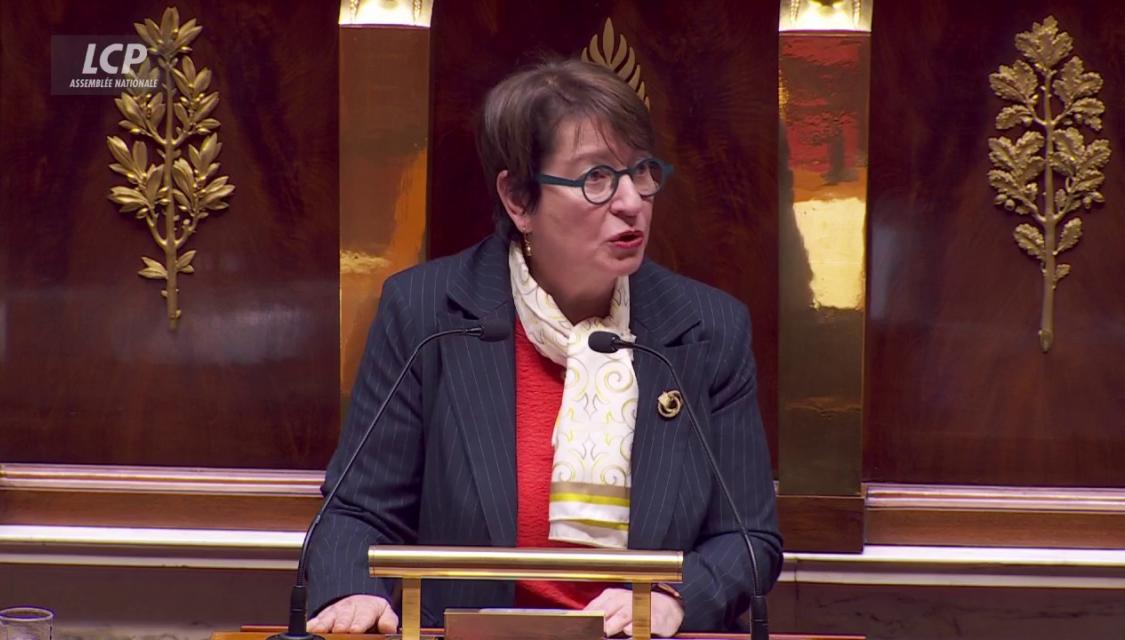 Marietta Karamanli dans l'hémicycle, le 18 décembre 2025