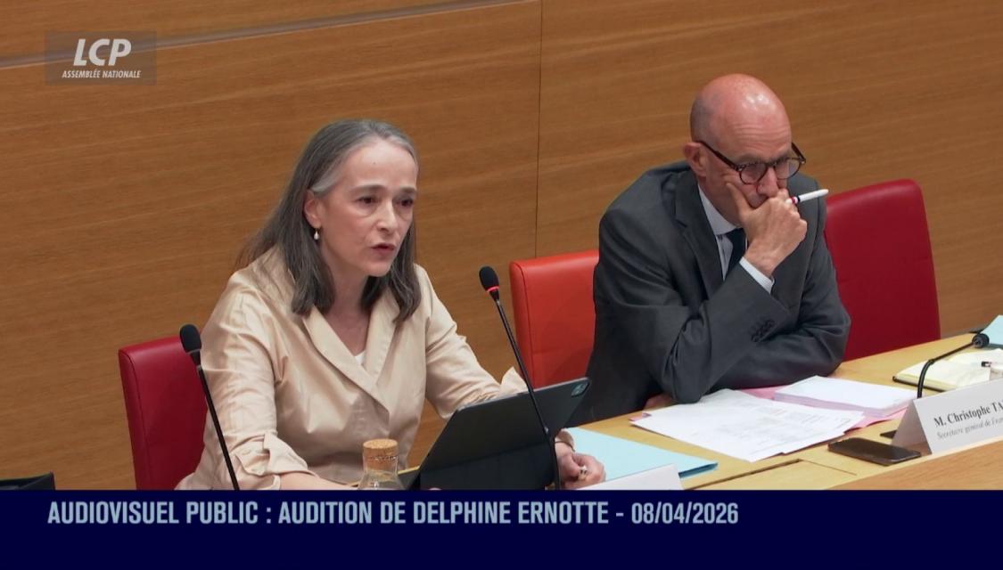 Delphine Ernotte devant la commission d'enquête, le 8 avril 2026.