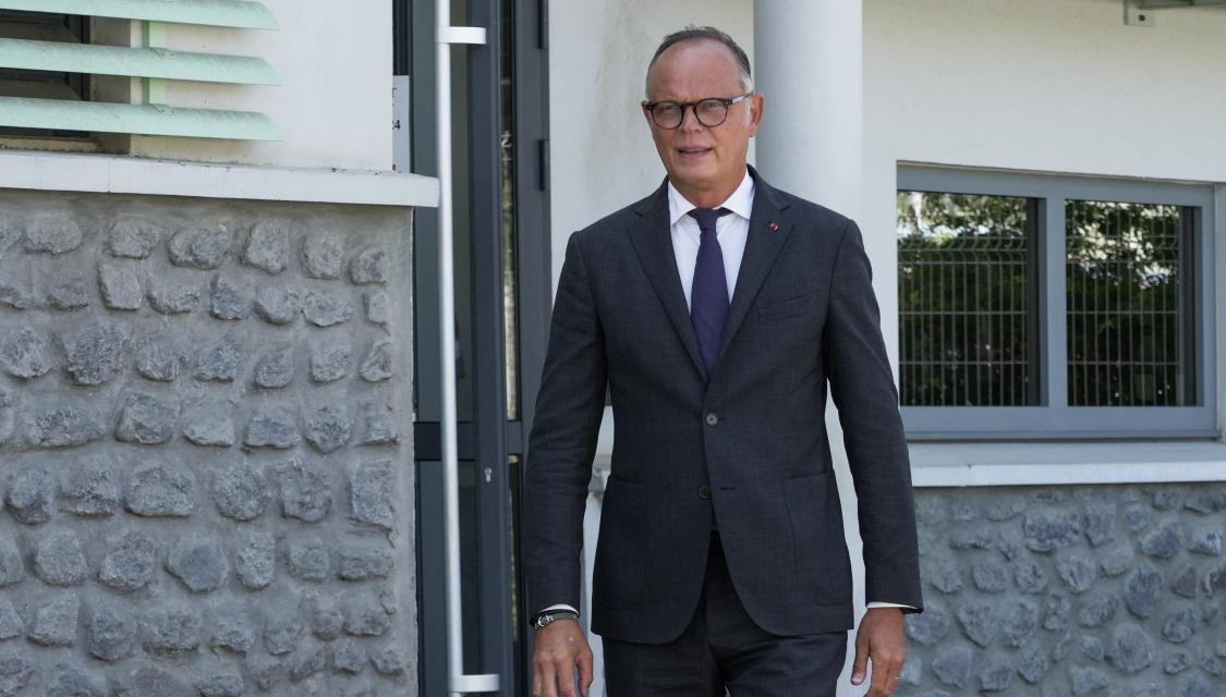 Édouard Philippe, le 21 août 2026 lors de son déplacement à Mayotte