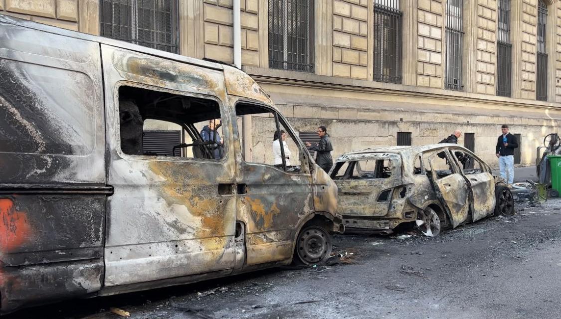 A Paris, après les violences du 17 octobre