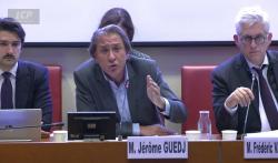 Les députés ont rétabli la suspension de la réforme en commission