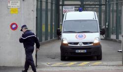 Un fourgon pénitentiaire quitte la maison centrale d'Ensisheim. AFP -  Sébastien Bozon.