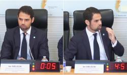 L'ambassadeur argentin fait mettre un post-it sur les iles Malouines.