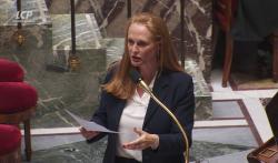 Violette Spillebout dans l'hémicycle, le 1er juin 2026