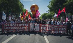 Manifestation à Paris, le 1er mai 2025.