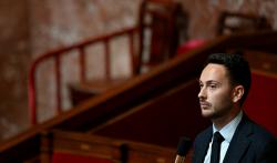 Damien Maudet, à l'Assemblée, le 1er juillet 2026 (Photo par JULIE SEBADELHA / AFP)
