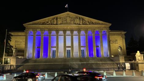 L'Assemblée nationale illuminée aux couleurs d'Israël LCP 09/10/2023