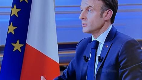 Emmanuel Macron France 5