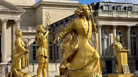 Les dix "femmes en or" seront exposées à l'Assemblée nationale à compter du 21 septembre prochain. © LCP