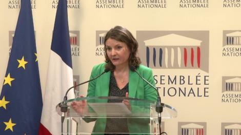 La députée "Ecologiste et Social" Eva Sas, jeudi 3 octobre à l'Assemblée nationale. LCP