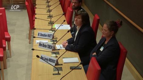 Trois journalistes de Mediapart auditionnés dans le cadre de la commission d'enquête sur les violences sexistes et sexuelles dans le cinéma - 12 décembre 2024.jpg