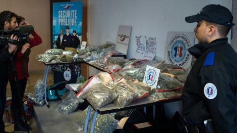 Lutte contre le narcotrafic