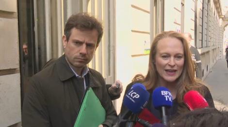 Paul Vannier et Violette Spillebout devant le ministère de l'Education nationale Paul Vannier et Violette Spillebout devant le ministère de l'Education nationale