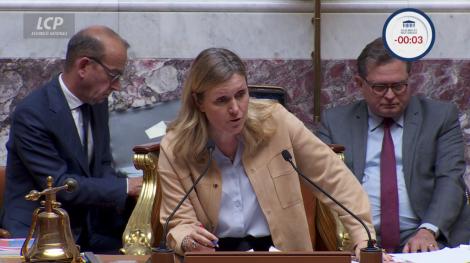 Yael Braun-Pivet dans l'hémicycle de l'Assemblée nationale, le 3 juin 2025