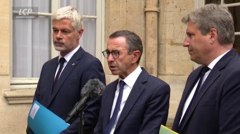 Laurent Wauquiez, Bruno Retailleau et Mathieu Darnaud, après leur rendez-vous à Matignon avec François Bayrou. Laurent Wauquiez, Bruno Retailleau et Mathieu Darnaud, après leur rendez-vous à Matignon avec François Bayrou.