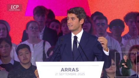 Gabriel Attal lors de la rentrée de Renaissance à Arras, le 21 septembre 2025.