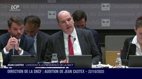 L'ex-Premier ministre Jean Castex auditionné en commission du développement durable, le 22 novembre 2025 (image LCP).