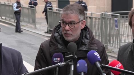 Olivier Faure à la sortie de Matignon, le 22 décembre 2025
