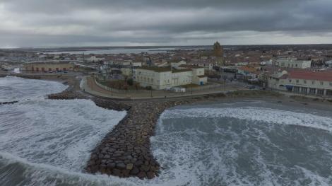 Dans ma ville-Les Saintes-Maries-de-la-Mer face à la montée des eaux 