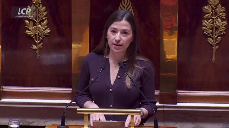 La députée Louise Morel, le 26 mars 2026 (© LCP)