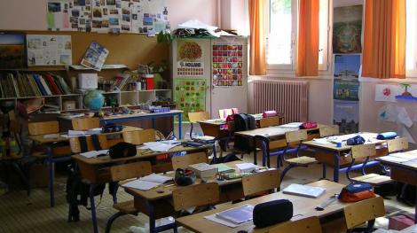 Une salle de classe (© Wikimedia)