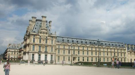 Le musée du Louvre (© Wikimedia)