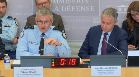 Le général de division Patrick Touak à l'Assemblée, le 10 juin 2026