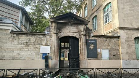 La façade du lycée Roger Verlomme, le 2 octobre 2026 (© Maïté Frémont LCP)