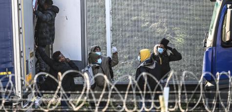 Des migrants à Calais en décembre 2020