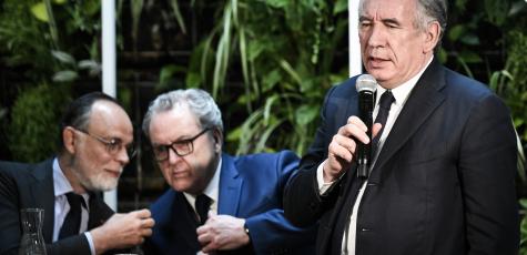 Edouard Philippe, Richard Ferrand et François Bayrou lors de la conférence de presse sur les investitures de la majorité présidentielle (5 mai 2022/AFP)