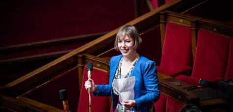 Sarah Legrain dans l'hémicycle