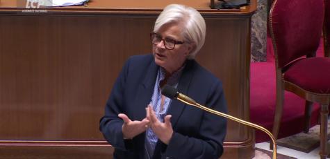 Catherine Vautrin dans l'hémicycle, le 17 mai 2025