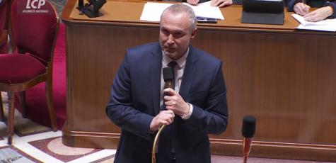 Laurent Panifous dans l'hémicycle, le 16 janvier 2026