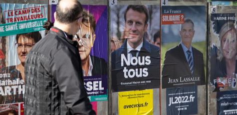 Des panneaux électoraux lors de l'élection présidentielle de 2022