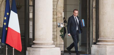 Sébastien Lecornu sortant de l'Elysée, le 22 juillet 2026.